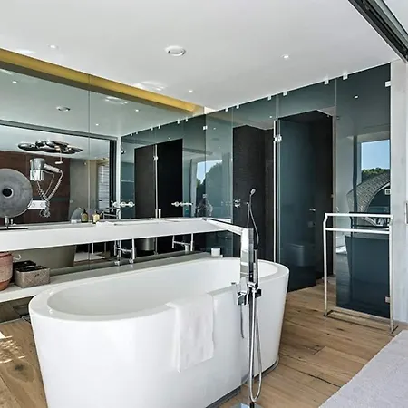 Barcelona Villa *
